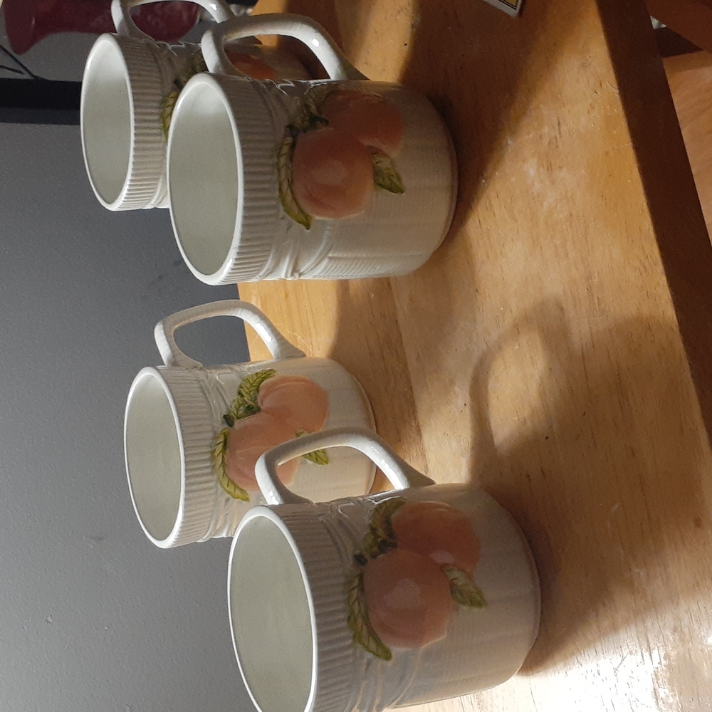 One set(4)George's Briard coffee/Tea cups.